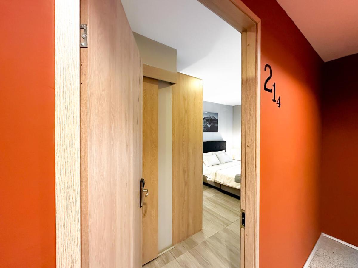 Hotel Arena 3*